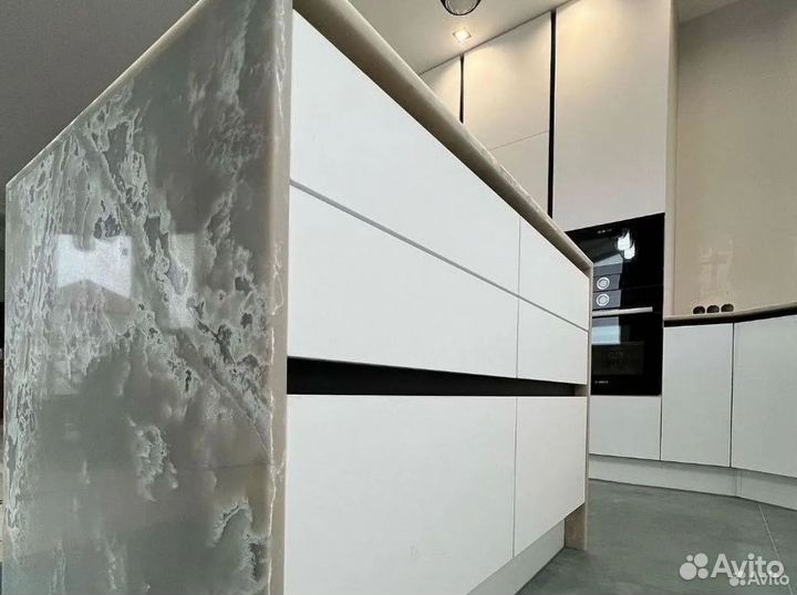 Кухня на заказ со всеми удобствами