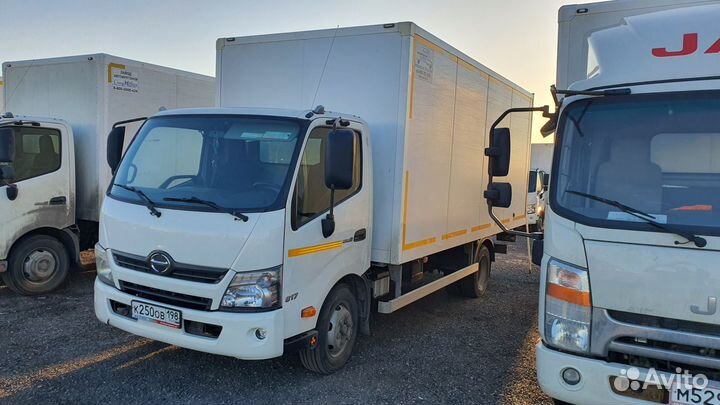 Hino 300 (Dutro), 2020