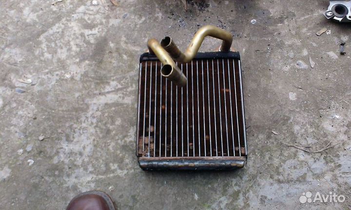 Радиатор отопителя Митсубиши Эмерауд