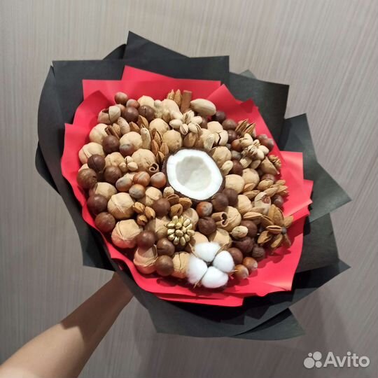 Букет из орехов. Ореховый бекет