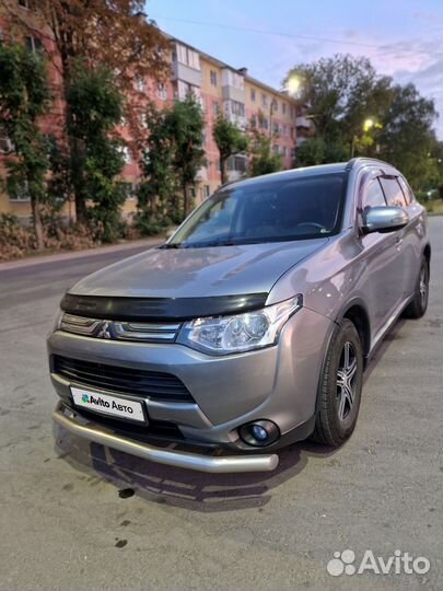 Mitsubishi Outlander 2.0 CVT, 2013, 270 000 км