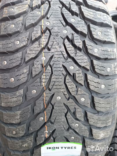 Ikon Tyres Autograph Ice 9 215/50 R17