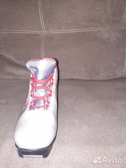 Лыжные ботинки 34 р