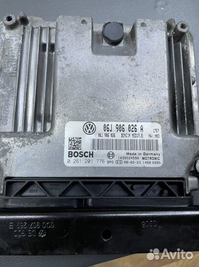 Блок управления двигателем Volkswagen Passat B6