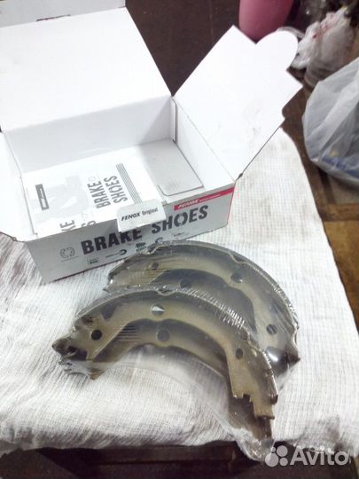 Колодки стояночного тормоза