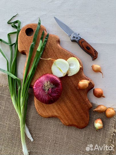 Деревянная доска для подачи/разделочная