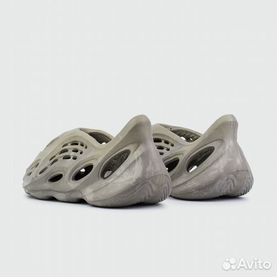 Кроссовки Yeezy Foam Stone Sage