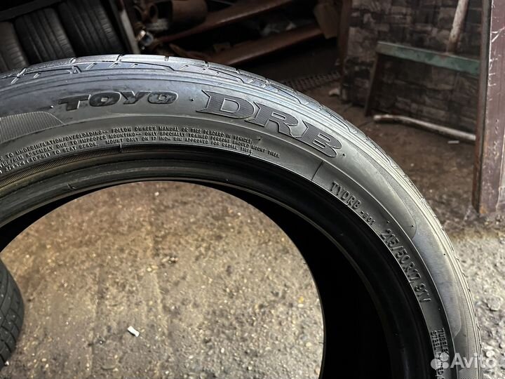 Toyo TYDRB 215/50 R17