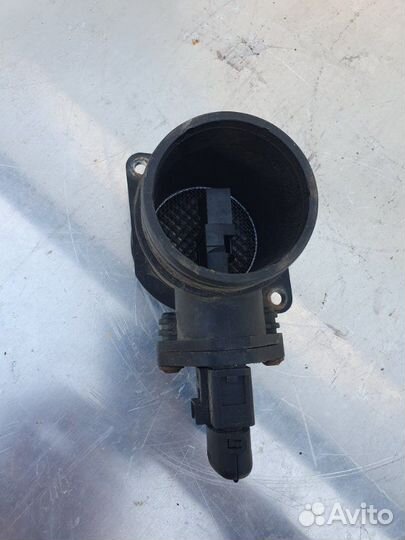 Расходомер воздуха Volkswagen Touareg 4 2007-2010