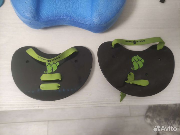 Принадлежности для плавания