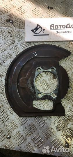 Пыльник торм. диска перед. правый Nissan Juke F15