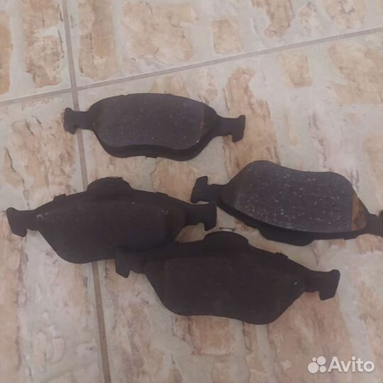Тормозные колодки Ford fusion передние