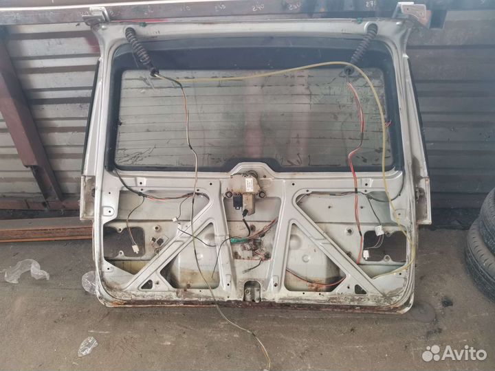 Крышка багажника ваз2111