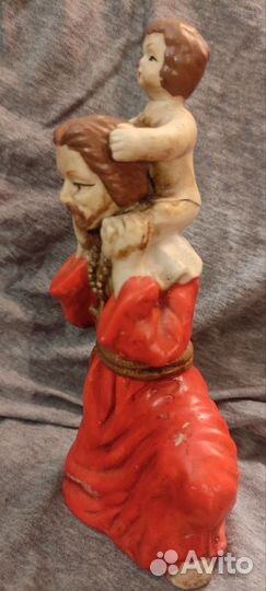 Фарфоровые статуэтки