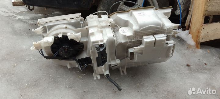 Печка в сборе Toyota Vitz SCP 10