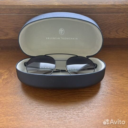 Солнцезащитные очки