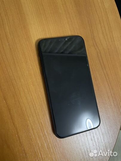 Телефон iPhone XR 128 гб