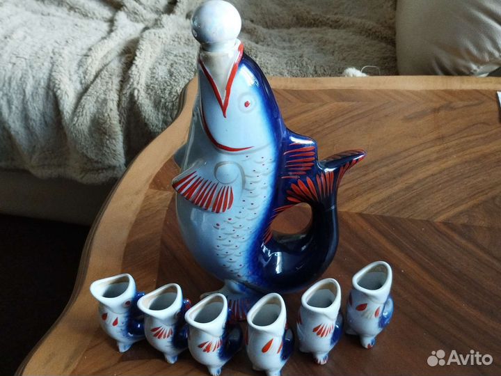 Графин и стопки рыбы СССР