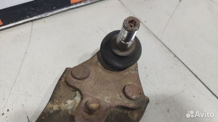 Рычаг передний левый нижний Toyota Avensis 2 T250