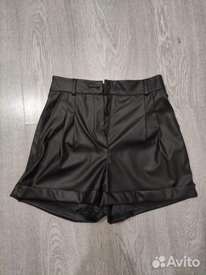 Кожаные Шорта из экокожи 42 р-р
