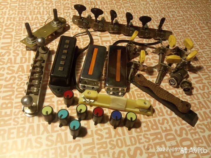 Запчасти для советских гитар времен СССР Jolana