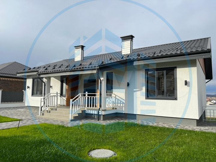 Дом 203,5 м² на участке 7,2 сот.