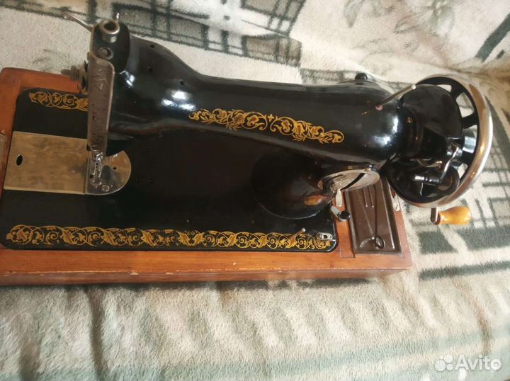 Швейная машина Singer