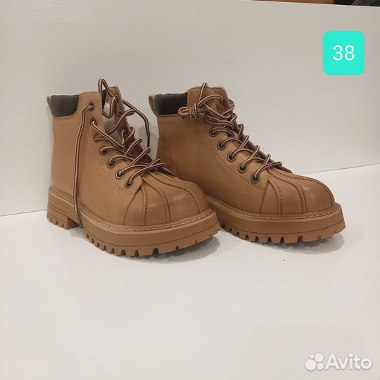 Ботинки женские