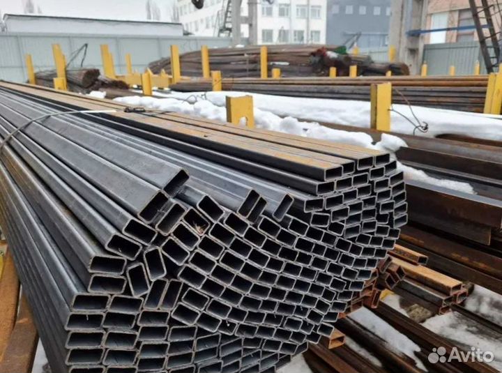 Труба профильная. От производителя. Объём