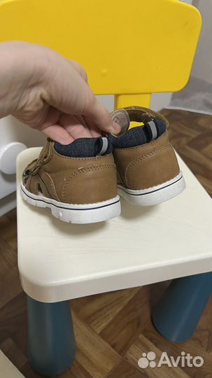 Сандалии для мальчика 23 р