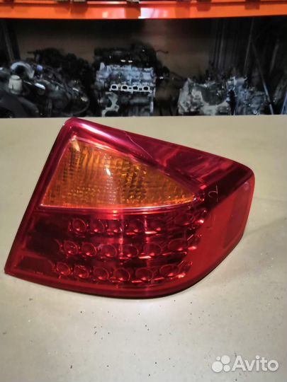 Фонарь задний правый Skyline Infiniti Без дефектов