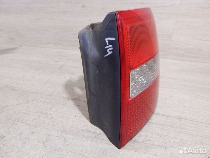Фонарь задний правый Audi A6 C5 универсал