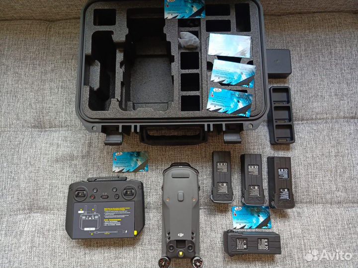 Квадрокоптер DJI Mavic 3T Combo Thermal