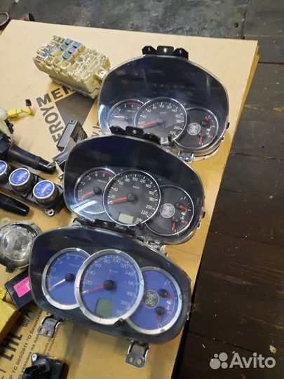 Панель приборов Mitsubishi L200 Pajero sport 2