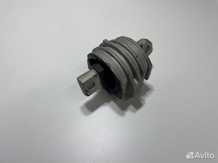 Новая опора кпп Mercedes-Benz w210