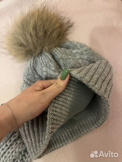 Шапка зимняя теплая и шарф снуд