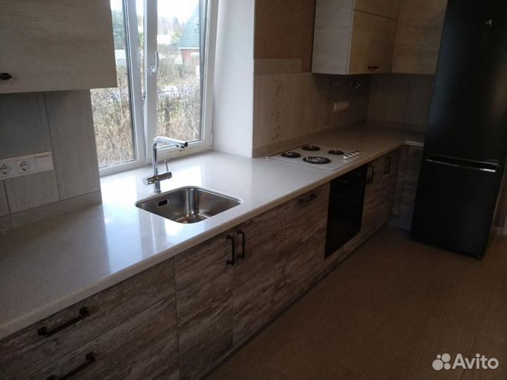 Столешница из кварцевого агломерата камня