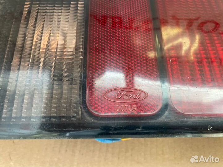 Фара задняя задняя правая Ford Sierra 1991