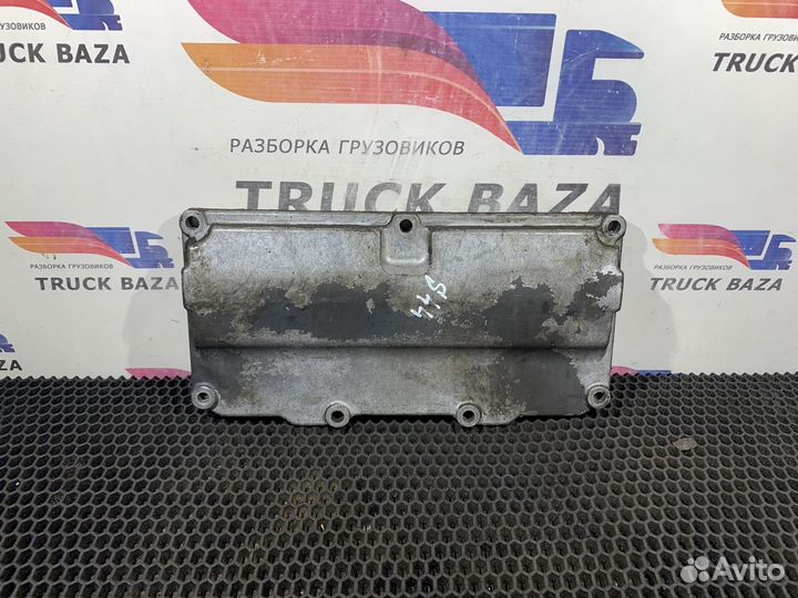 Крышка блока цилиндров