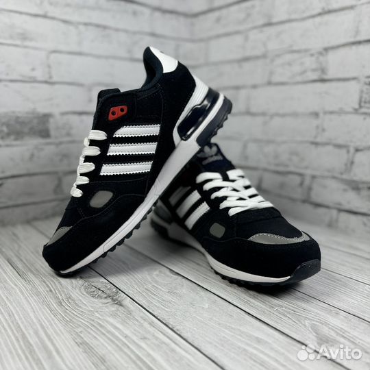 Коссовки мужские adidas zx750