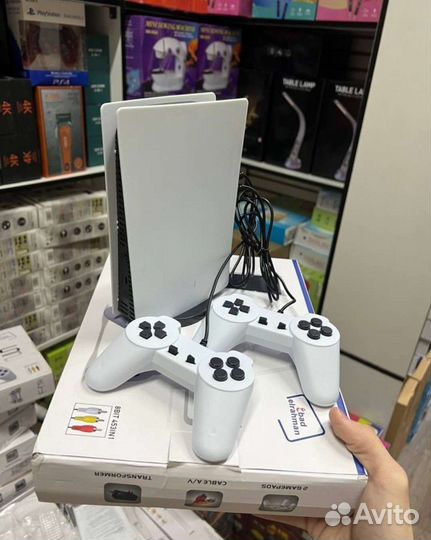 Игровая приставка новая