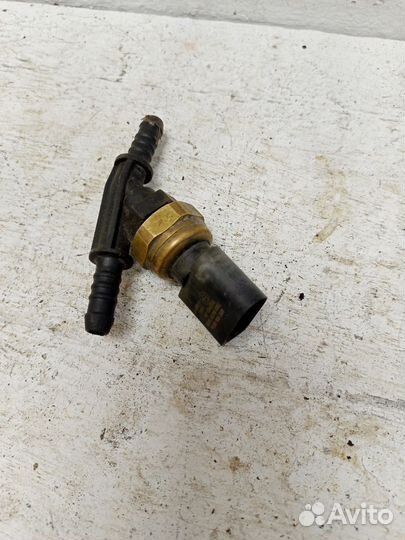 Датчик давления топлива