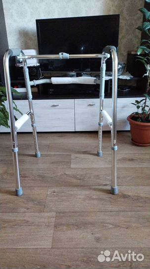 Ходунки для взрослых