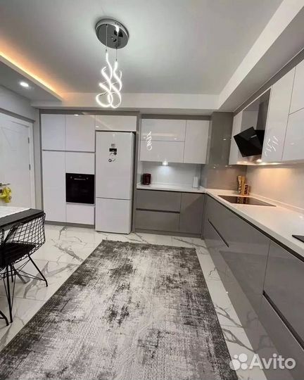 Глянцевая кухня