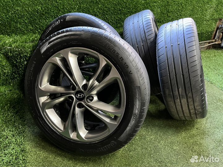 Колеса 235/55/R19 Hyundai Santa Fe