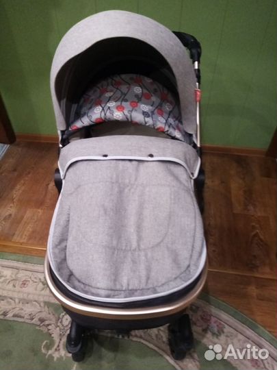 Прогулочная коляска