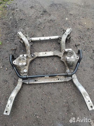 Подрамник передний range rover sport 2