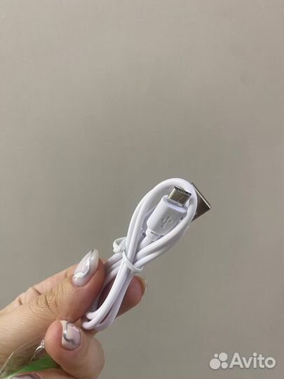 Поворотная Wi-Fi камера 720P с записью на карту, M