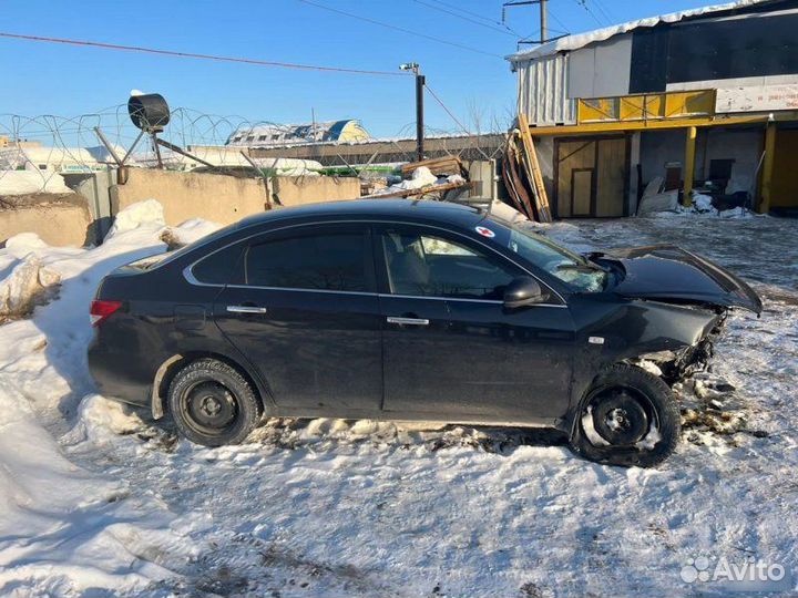 Накладка панели центральная Nissan Almera G15