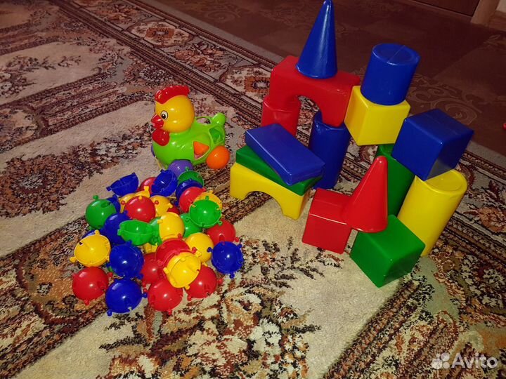 Развивающие игрушки